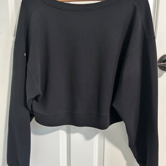 ALO Women Micro Waffle Pleasant Cropped Henley - Size Small Navy - Picture 2 of 4